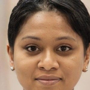 Meet your Posher, Lois